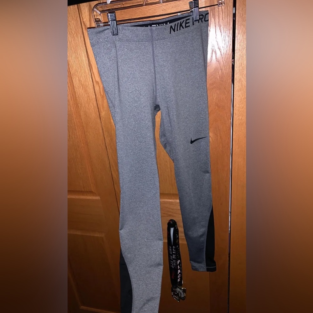 Nike Pro Leggings - Medium